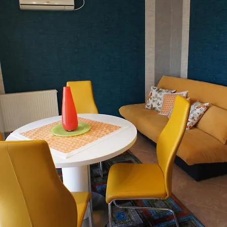 Sienna Beach Apartman שיופוק