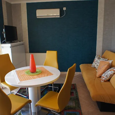 דירה Sienna Beach Apartman שיופוק